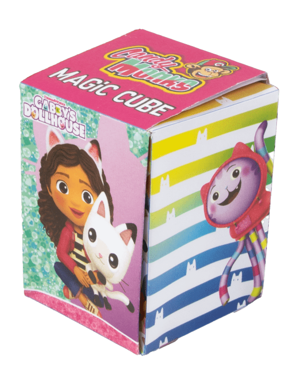 Magic Cube Box Niespodzianka Ze Zdrową Przekąską Karton Mix Licencji 18 Sztuk